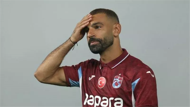 فيرينكفاروسي يهزم طرابزون سبور برباعية وطرد لاعبين ينهي مشوار محمد صلاح في الدوري الأوروبي