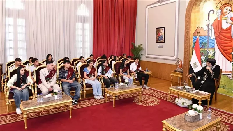 البابا تواضروس يشيد بتصميم مقابر القاهرة الجديدة ويكرس مكرستين بدير بنات مريم ويكرم أوائل مدرسة المحبة