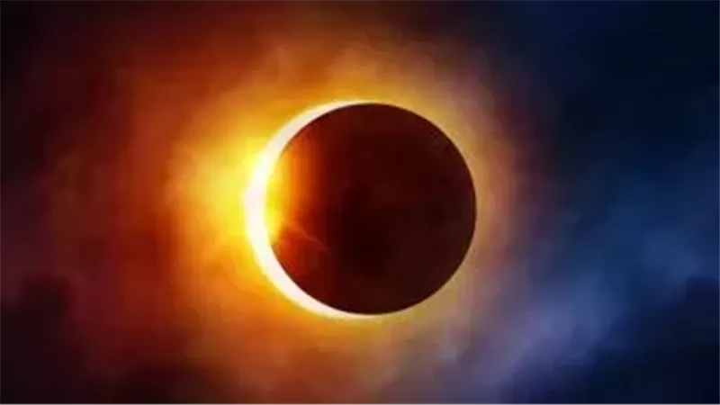 كسوف كلي وزخة البرشاويات واصطفاف 6 كواكب.. ظواهر فلكية استثنائية اليوم 12 أغسطس