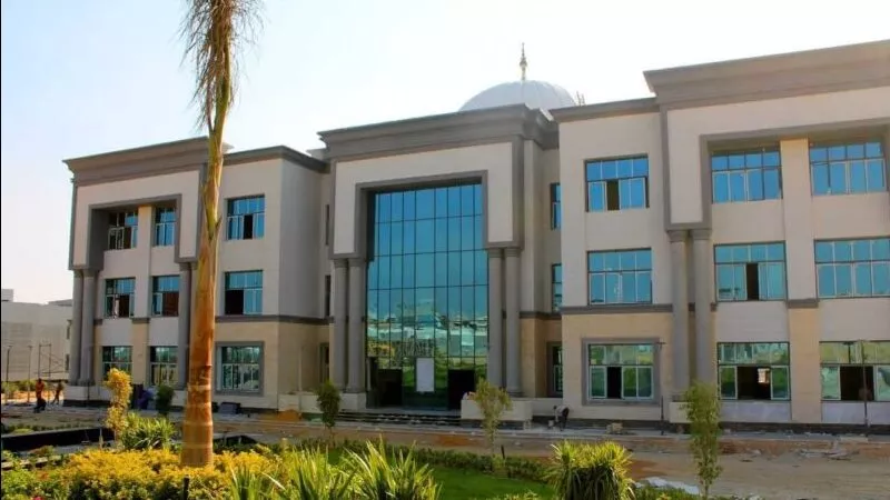 مصروفات الطب والأسنان والهندسة بالجامعات الخاصة والأهلية 2026-2027.. تبدأ من 47 ألف جنيه