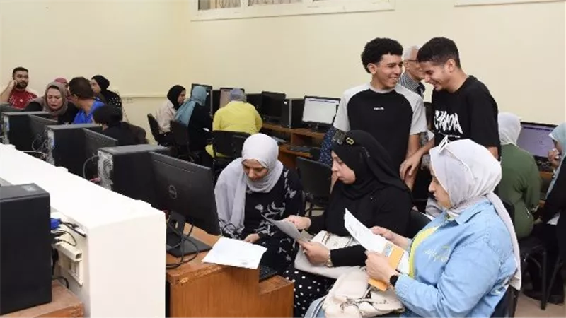 كليات تقبل من 50% علمي وأدبي في تنسيق 2026.. مؤشرات المرحلة الثالثة