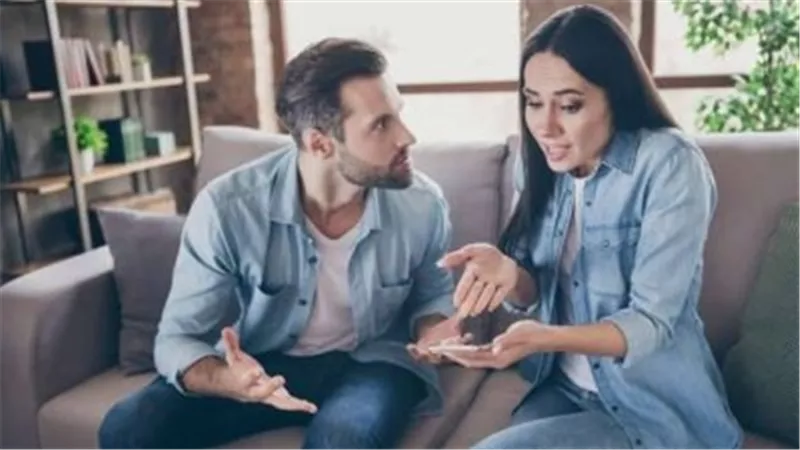 بحسب خبراء الأبراج: 4 أبراج قد تجعل الارتباط برجالها أكثر صعوبة عاطفيًا