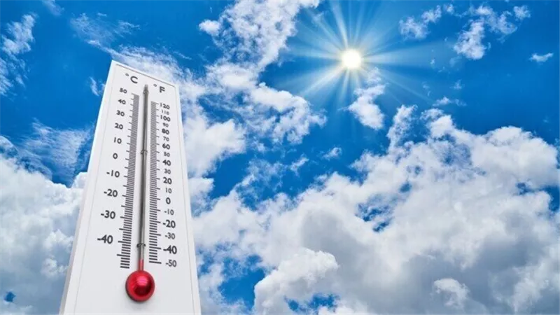 الأرصاد: انخفاض حرارة غدًا وأمطار خفيفة بالسواحل وارتفاع تدريجي الأسبوع المقبل