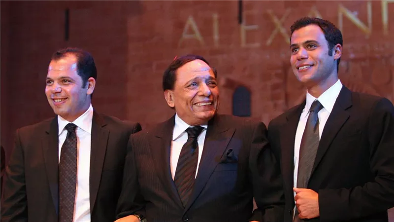 مصادر: عادل إمام يشارك بصوته في شمس الزناتي 2 مع محمد إمام
