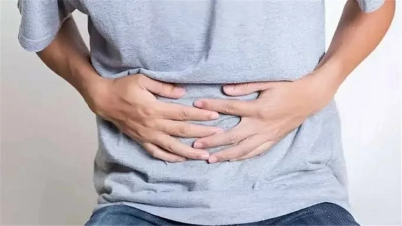 6 علامات قد تشير إلى ضعف صحة الأمعاء.. من التعب ومشكلات الجلد إلى تقلب المزاج
