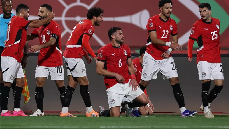 منتخب مصر يرفض ودية كولومبيا بسبب الإجهاد واتحاد الكرة يجهز عقد حسام حسن دون تدخل الوزارة