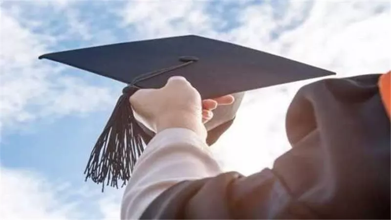 منحة علماء المستقبل 2026.. 9 تخصصات ودعم كامل وشروط وموعد التقديم