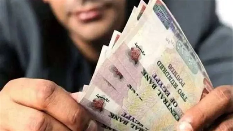 بدء صرف منحة المولد 1500 جنيه للعمالة غير المنتظمة لمدة شهر.. المستفيدون وأماكن الصرف