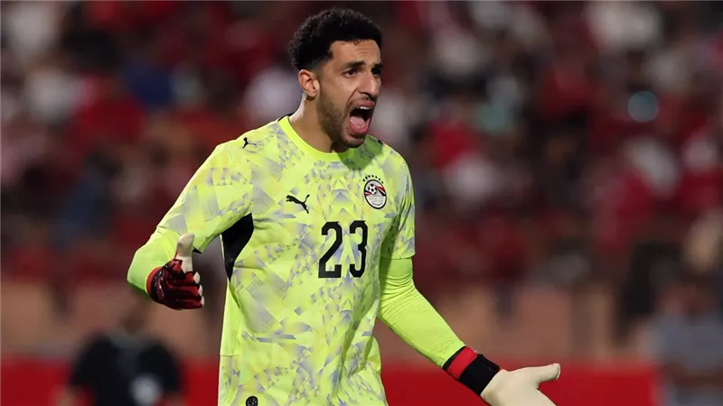 الأهلي يجدد عقد مصطفى شوبير حتى 2029 بعد عروض كأس العالم ورصيد 17 بطولة