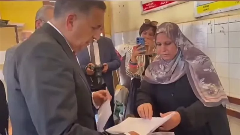 مدارس القليوبية تحت المجهر.. مديرة تدفع للمرافق من مالها ومدير يُستبعد بعد ملاحظات المحافظ