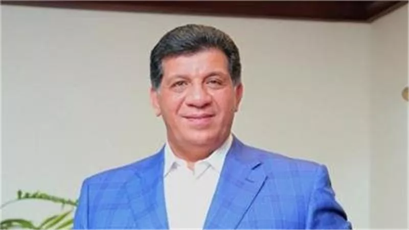 أشرف شيحة يهدي رحلتي عمرة لمديري مدرستي برقطا والشهيد أحمد سمير بعد تكريم وزير التعليم