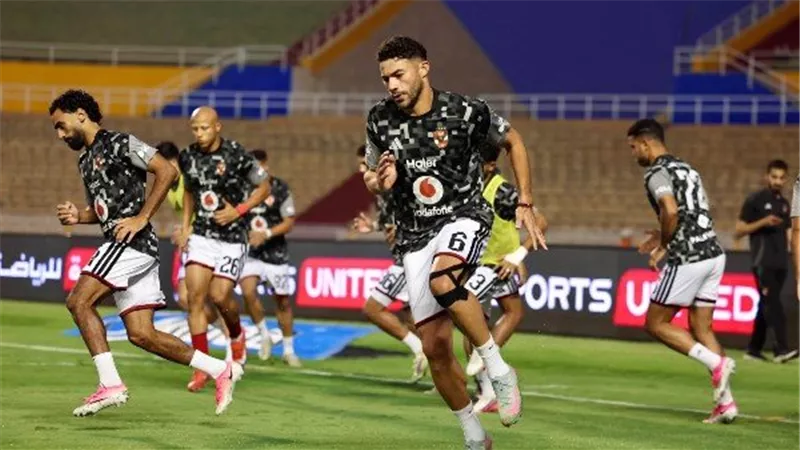 الأهلي يكشف إصابة عمرو الجزار بالتواء الركبة وياسر إبراهيم بالكاحل وخضوعهما للفحوصات