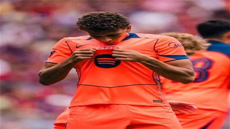 برشلونة يجدد عقد حمزة عبد الكريم حتى 2030 ويرفع شرطه لـ150 مليون يورو بعد تحركات أوروبية