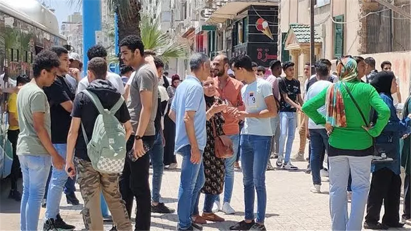 اترشحت لمعهد وعايز كلية.. هل يتيح تقليل الاغتراب لطلاب المرحلة الثالثة التحويل؟