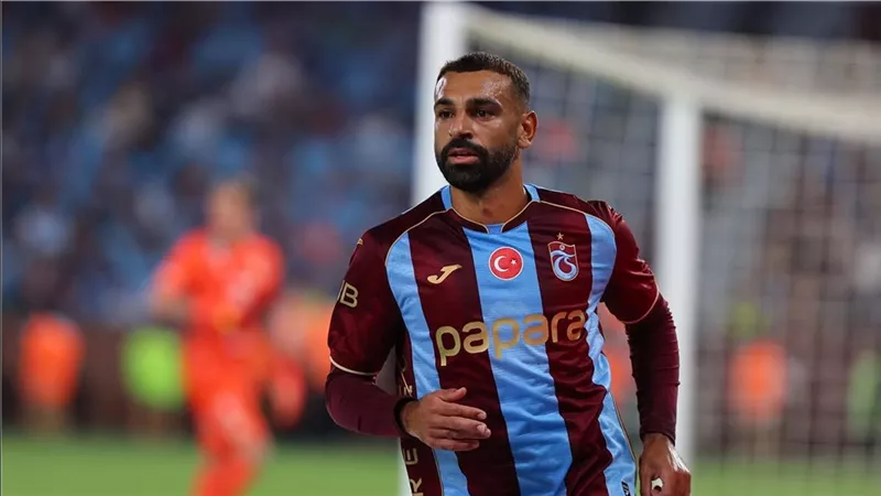 من بشكتاش إلى طرابزون.. كيف تحول اهتمام أردوغان بمحمد صلاح من متابعة صفقة إلى دعوة للقصر؟