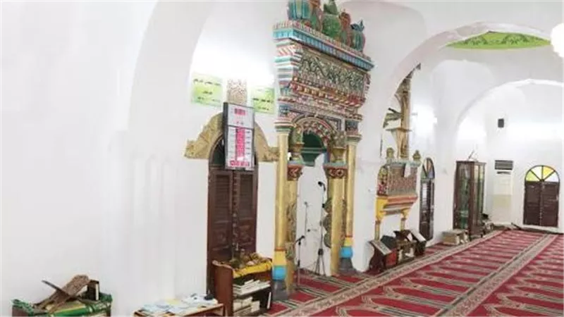 الدفاع المدني السعودي: مقذوف في جازان يصيب شخصين ويلحق أضرارًا بمسجد وعدة مبانٍ ومركبات