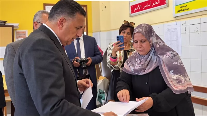 محافظ القليوبية يكشف حقيقة إنفاق مديرة مدرسة بنها من مالها الخاص ويوضح عدم معاقبتها