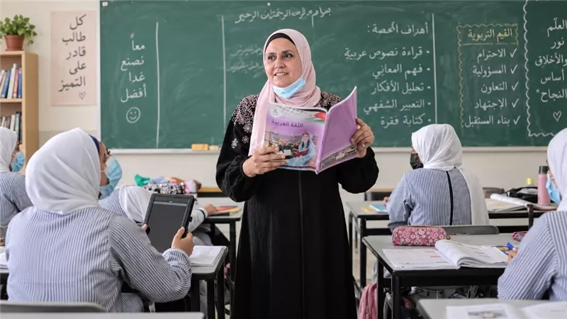 وفاة معلمة أثناء اليوم الدراسي ببلقاس بعد إغماء مفاجئ.. ونقابة المعلمين تتحرك لدعم أسرتها