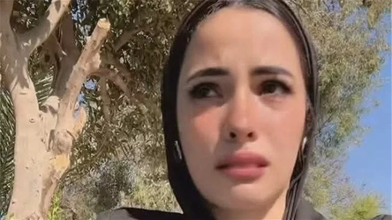 أحمد موسى يتحدث عن عبارات بصفحة زوجة متهم ومخططات تستهدف الداخلية