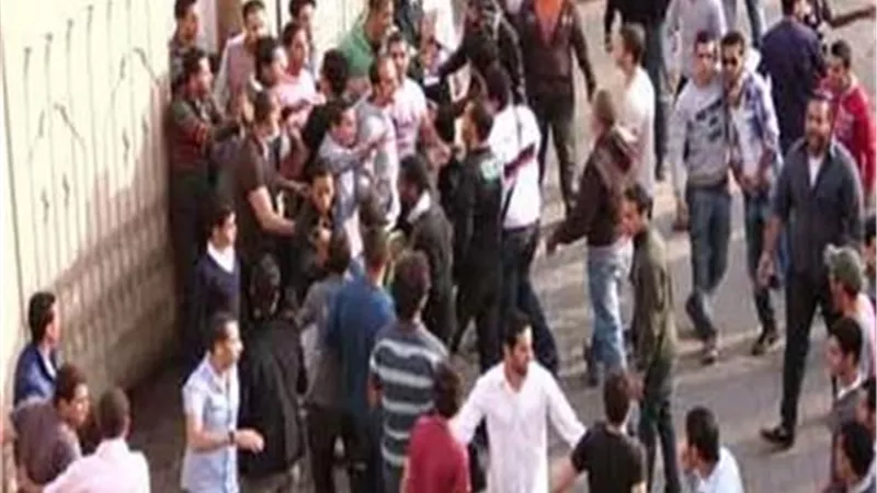 فصل 4 طالبات بالفيوم عامًا كاملًا بعد جذب معلمة وتصويرها داخل الفصل