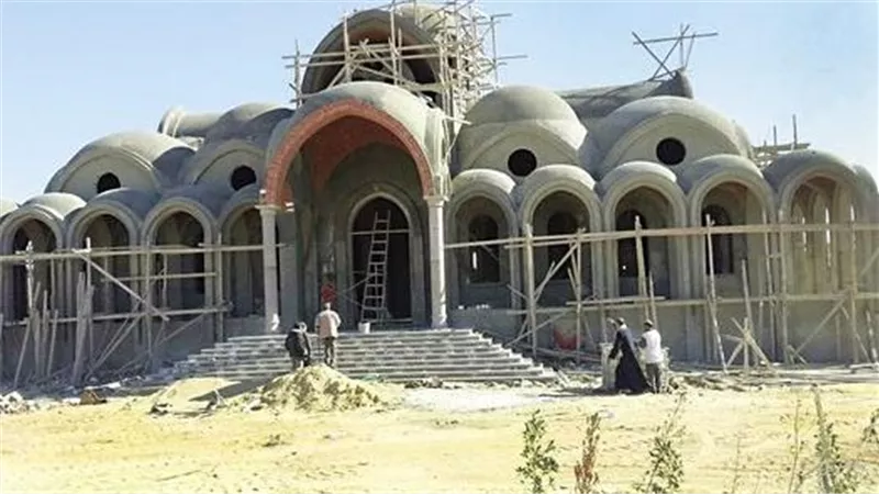 قانون بناء الكنائس بعد 10 سنوات.. ماذا تغير في الترخيص والتقنين؟