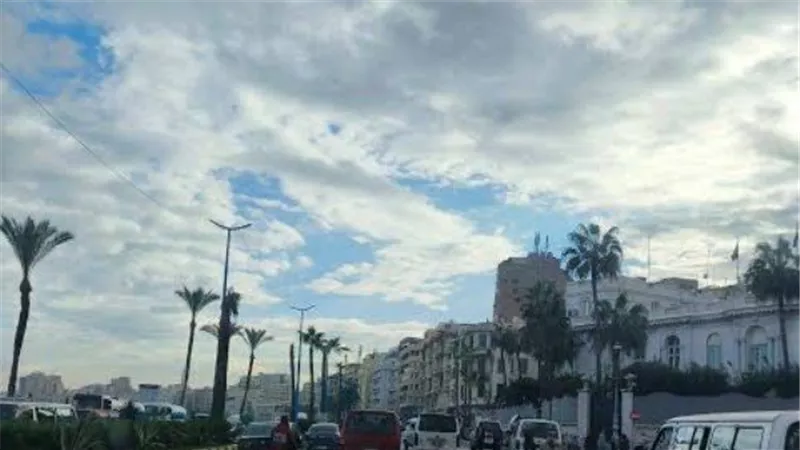 الأرصاد تكشف طقس الأحد حتى الجمعة: أمطار قد تكون رعدية وشبورة وحرارة تصل 39 درجة