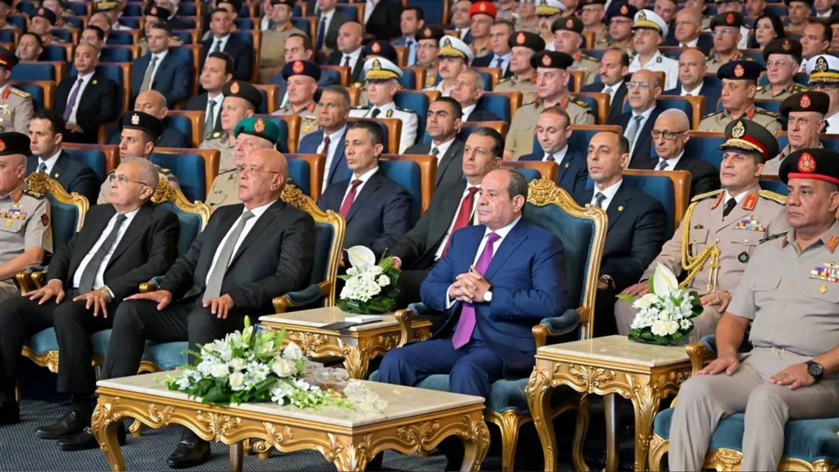 هل يصبح السيسي نائبًا للرئيس بعد 2030؟ 