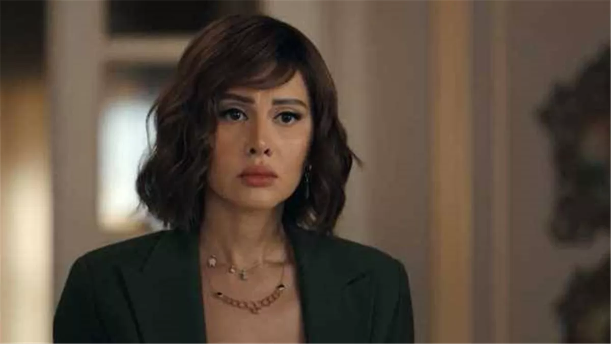 ياسمين رئيس تكشف أسرار طفولتها ووفاة والدها في حرب الخليج: طفولتي انتهت برحيله