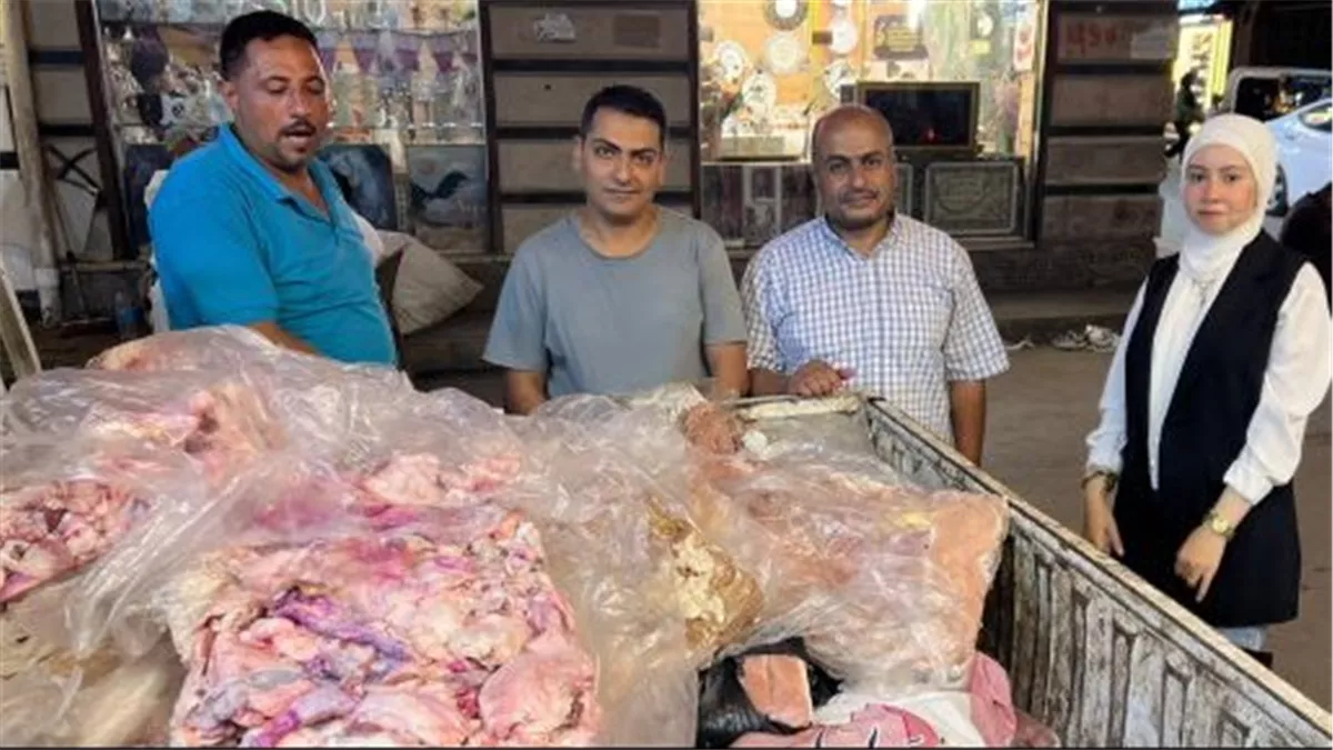 نصف طن لحوم فاسدة  
