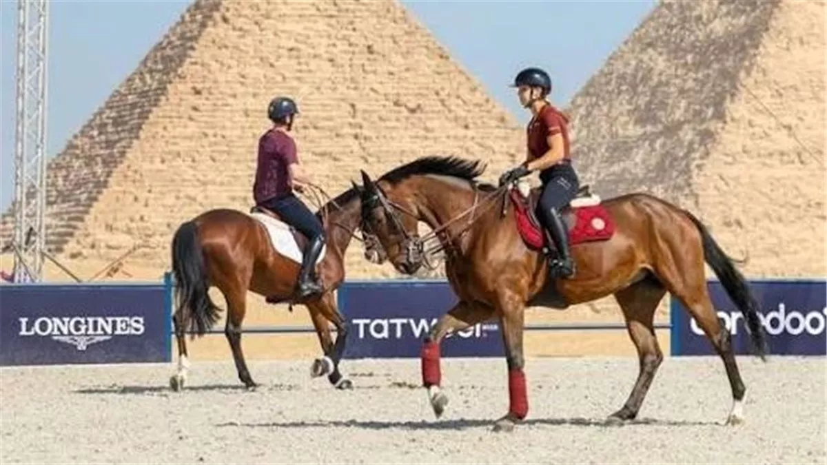 زيارة تاريخية لفرسان بطولة لونجين العالمية للمتحف المصري الكبير قبل انطلاق المنافسات عند الأهرامات
