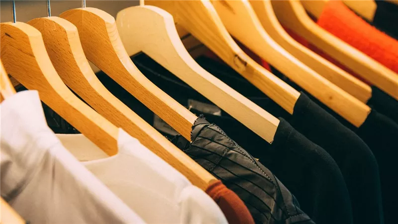 شعبة الملابس تحسم أسعار الملابس الشتوية.. لا زيادات مرتقبة والمنتجات جرى تسعيرها بالفعل
