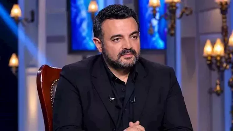عمرو محمود ياسين يستعيد ذكرياته مع والده في الذكرى السادسة لرحيله