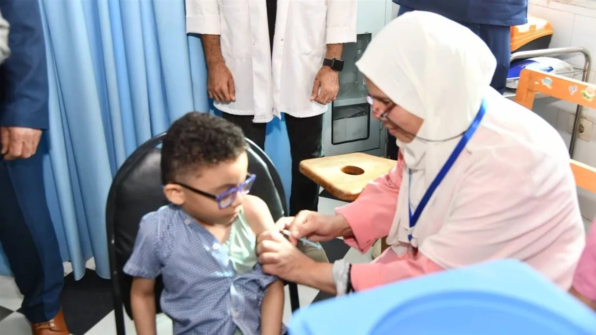 تطعيم الحصبة والحصبة الألمانية بالمدارس 