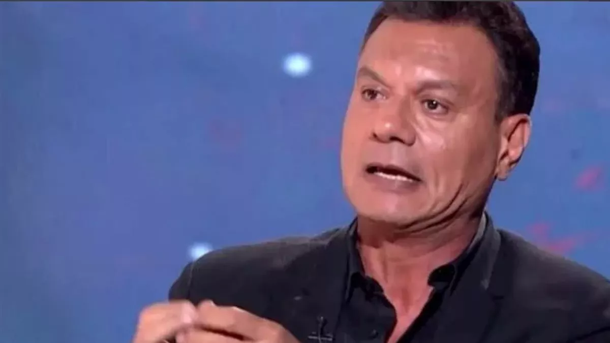 عباس أبو الحسن ينتقد بكري والديهي والباز وموسى بشأن الدستور  