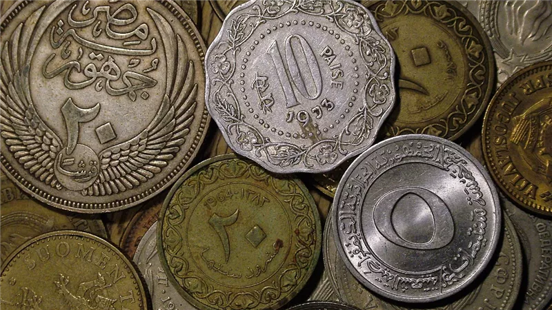 كنز في منزلك عملة قديمة قيمتها الان 100 ألف جنيه ابحث عنها فورا