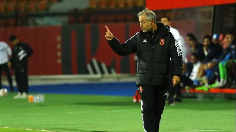 كولر يقرر استبعاد نجم الفريق عن مباراة الإياب أمام الوداد فما السبب