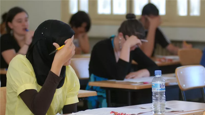 تحذير لطلاب الثانوية العامة أطعمة يجب الإبتعاد عنها خلال فترة الامتحانات