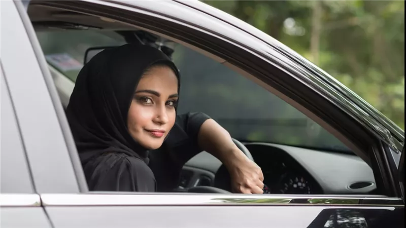 ماهي شروط وخطوات استخراج ملصق الكتروني للسيارة أونلاين