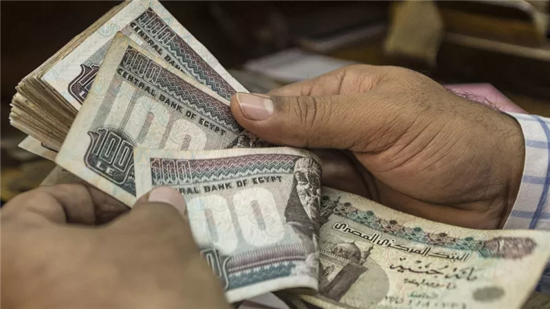 بشرى خير للموظفين وأصحاب المعاشات زيادة جديدة فى الطريق