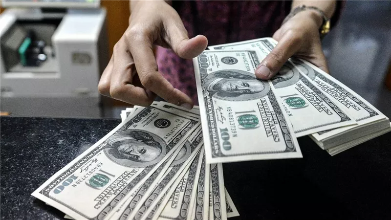 ضربة قاضية من 25 دولة للدولار في هذا الموعد