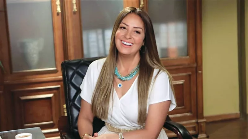 لا أتفق مع مقولة الرجل يطفي الست نرمين الفقي توضح أسباب عدم زواجها وتكشف عن مواصفات شريك أحلامها