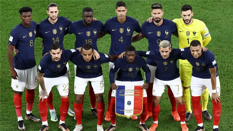 موعد مباراة فرنسا و اليونان في تصفيات اليورو والقنوات الناقلة لها