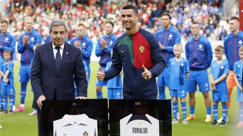 بعد وصوله للمباراة رقم 200 مع منتخب بلاده كريستيانو رونالدو يدخل موسوعة جينيس للأرقام القياسية