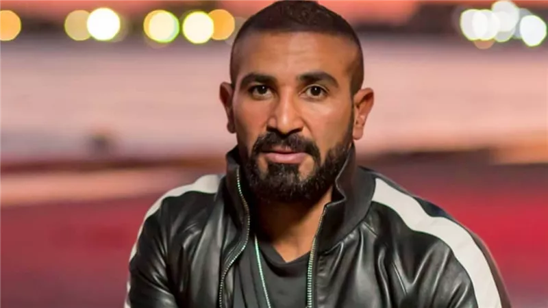 أحمد سعد يرد على سخرية سمية الخشاب ويحتفل بنجاح أغنيته الجديدة
