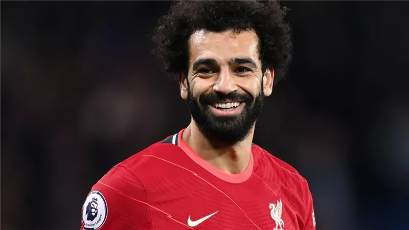 أخيرا صلاح يحسم قراره بشأن الانتقال إلى الهلال السعودي