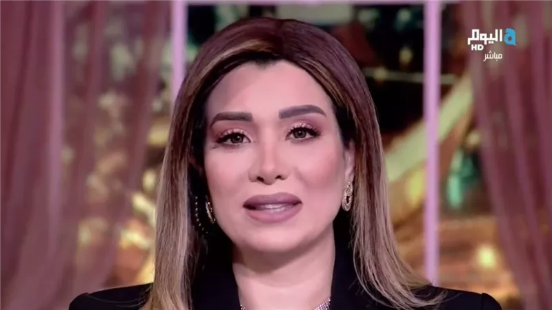 إنتي بتضحكي على مين الإعلامية مروة صبري تهاجم ميريهان حسين بعد تراجعها عن قرار الاعتزال