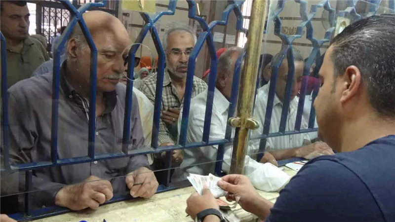 هدايا 30 يونيو للموظفين وأصحاب المعاشات