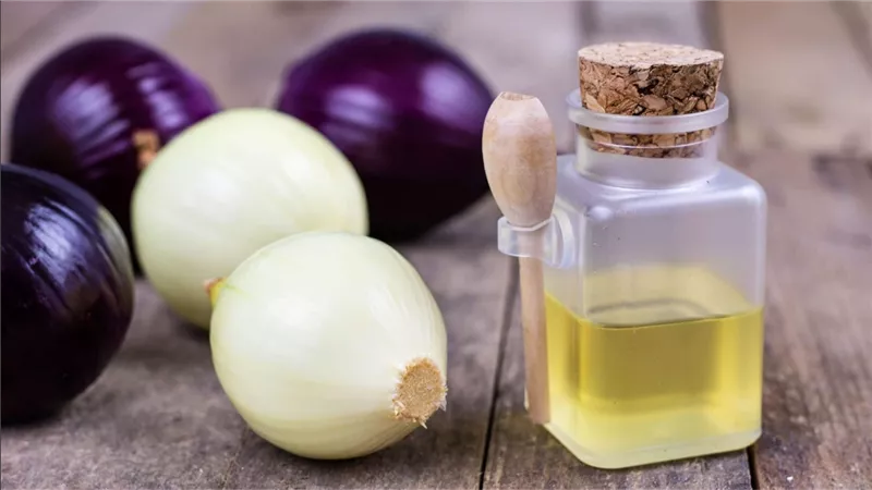 مش هتستغنى عنه لشعرك فوائد مذهلة لزيت البصل اعرفيها دلوقتي
