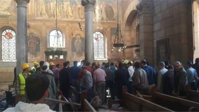 بالفيديو.. مشاهد من الكنيسة البطرسية المجاورة للكاتدرائية بعد الانفجار