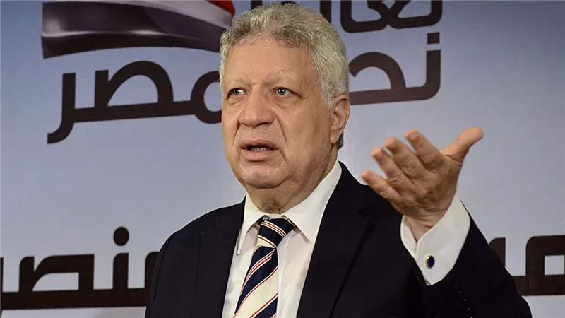 بعد الحكم بعزله حقيقة حضور مرتضى منصور مباراة الأهلي والزمالك في القمة